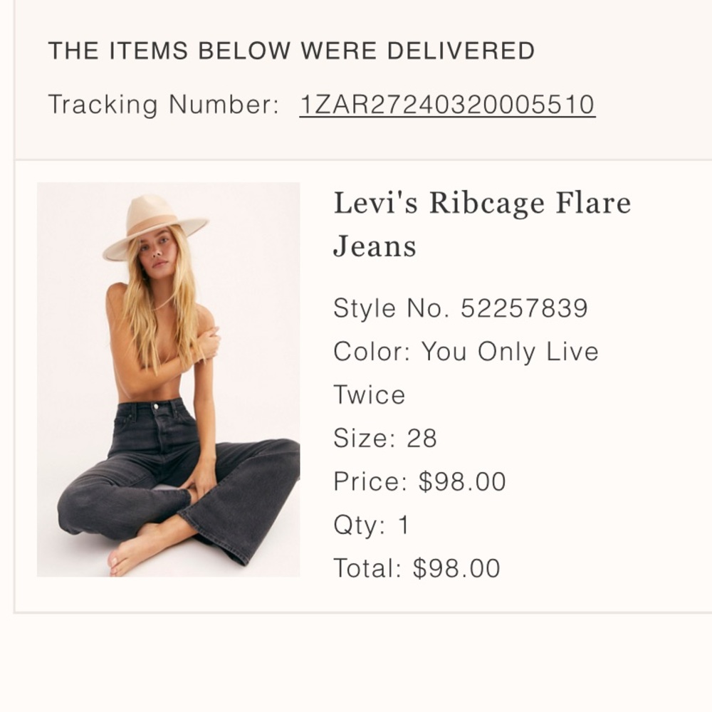Levis rib cage flare jeans